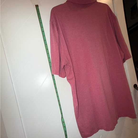 Johnnie-O Hangout Polo Heathered 2.0 Berry XXL featured in Golf Digest Pristine - Picture 5 of 10